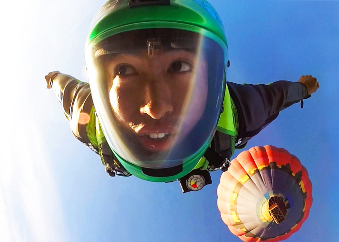 Watch This Man Jumping From An Air Balloon With A Wingsuit