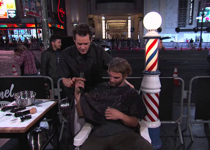 Watch Jim Carrey Giving People Haircut On Hollywood Blvd.