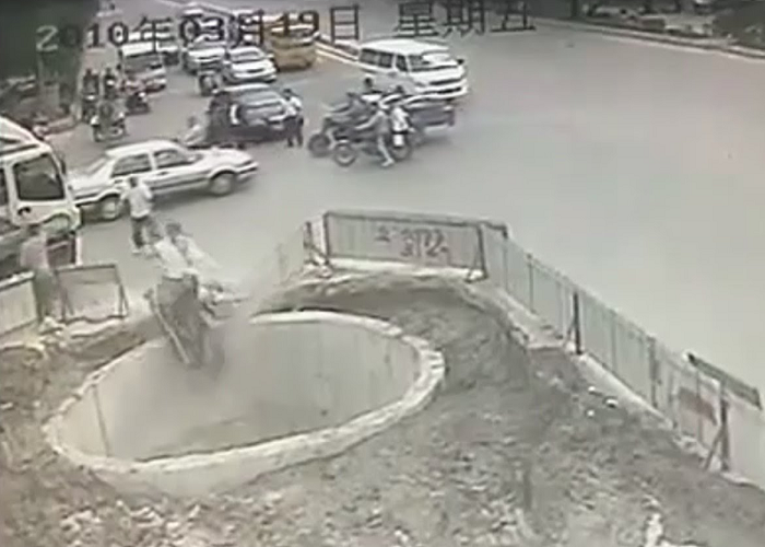 Look At This Man Crashing His Scooter Multiple Times
