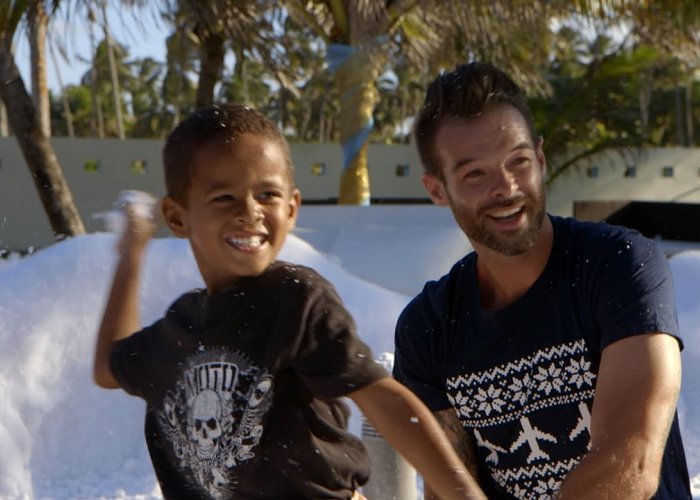Watch The WestJet Christmas Miracle 2014 - Spirit Of Giving