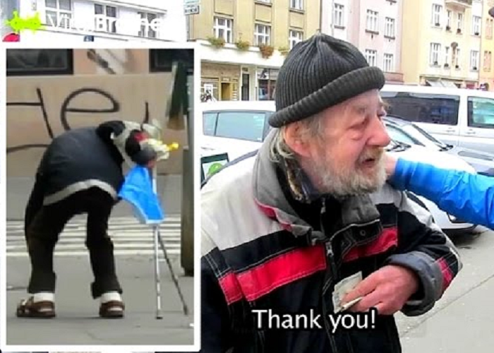 This Homeless Gets $1000 As A Reward For His Honesty