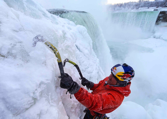 Look At This Guy Ice Climbing The Frozen Sections Of Niagara Falls