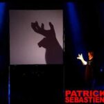 Hans Davis Turns His Hands Into an Incredible Shadow Show Hans Davis Turns His Hands Into an Incredible Shadow Show